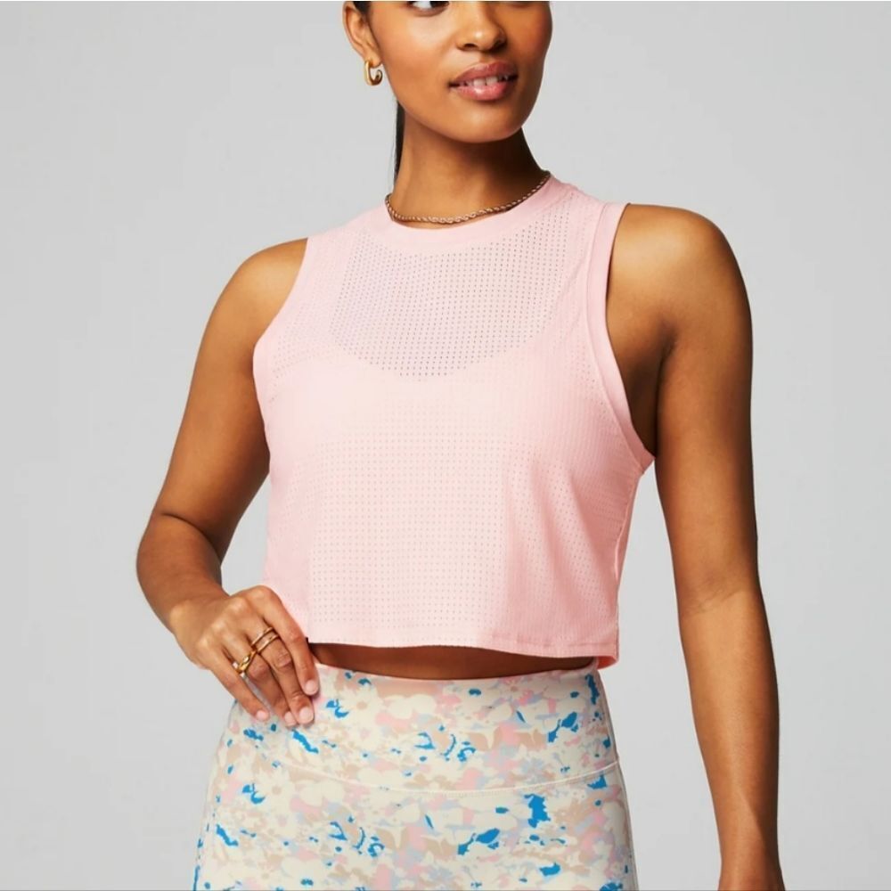 Fabletics Perforated Mesh Boxy Tank Size XXL/1X Light Capri‎ coral NWT
